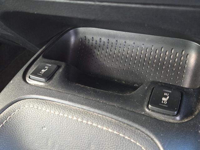 カローラツーリング ハイブリッド ダブルバイビー FU1960 純正9インチディスプレイオーディオ Bluetooth ハンズフリー バックカメラ ビルトインETC 革巻ハンドル ステアリングスイッチ レーダークルーズコントロール オートライト(22枚目)