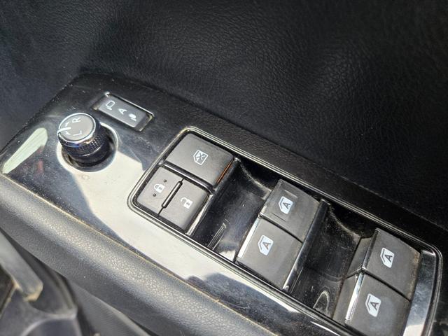 自社ローン対応！車を買いたい全ての方を応援します！詳しくは弊社ホームページまで！全国どこでも納車！在庫車輌多数掲載中！ＬＩＮＥでお問い合わせ可能　カーライフ福岡　福岡県糟屋郡粕屋町戸原西４丁目８−１１