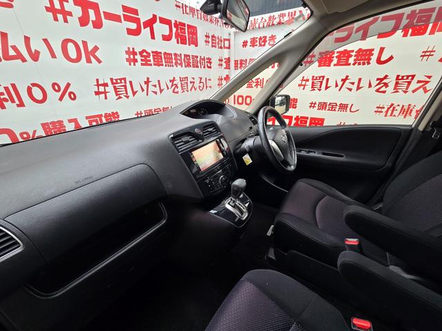 セレナ ハイウェイスター　Ｓ－ハイブリッド　ＦＵ１９７６　純正ＳＤナビ　ＣＤ　ＤＶＤ　ＳＤ　地デジフルセグ　Ｂｌｕｅｔｏｏｔｈ　ハンズフリー　バックカメラ　ビルトインＥＴＣ　革巻ハンドル　クルーズコントロール　オートライト　フォグランプ（13枚目）