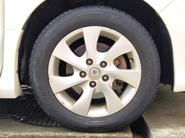 セレナ ハイウェイスター　Ｓ－ハイブリッド　ＦＵ１９７６　純正ＳＤナビ　ＣＤ　ＤＶＤ　ＳＤ　地デジフルセグ　Ｂｌｕｅｔｏｏｔｈ　ハンズフリー　バックカメラ　ビルトインＥＴＣ　革巻ハンドル　クルーズコントロール　オートライト　フォグランプ（30枚目）