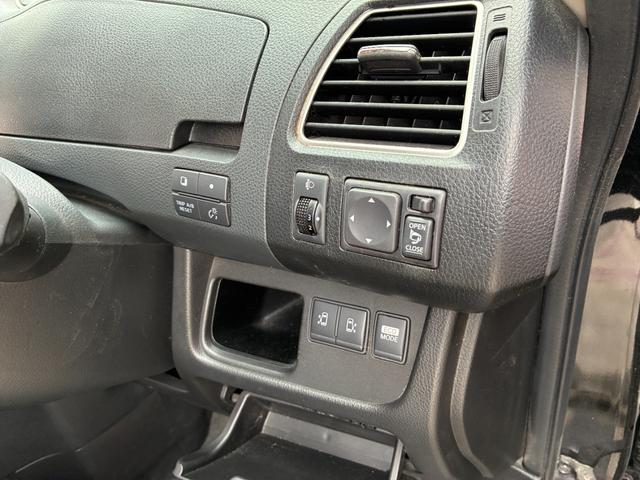 セレナ ハイウェイスター Vセレクション FU1975 ストラーダSDナビ 地デジフルセグTV CD DVD SD USB Bluetooth バックカメラ ビルトインETC スマートキー プッシュスタート ステアリングスイッチ オートライト(30枚目)