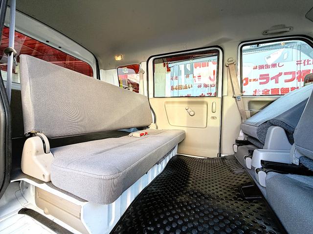 スクラム ＰＣ　ＦＵ３０１１　ゴリラナビ　ＡＭ／ＦＭチューナー　ＥＴＣ　キーレス　集中ロック　ドアバイザー　パワーステアリング　パワーウィンドウ　レベライザー　両側スライドドアー　ルーフキャリア　ドライブレコーダー（20枚目）