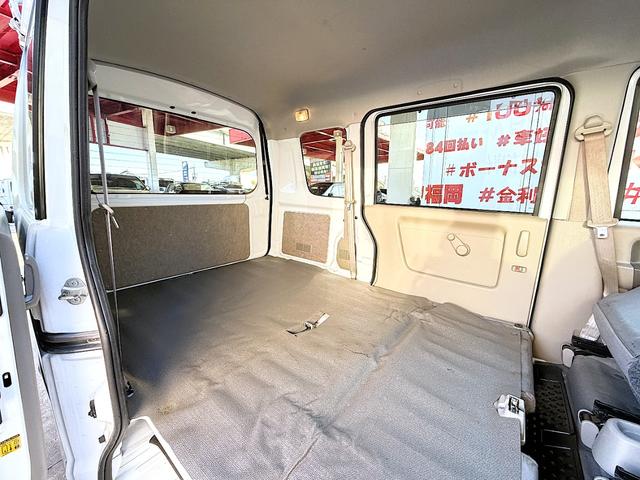 スクラム ＰＣ　ＦＵ３０１１　ゴリラナビ　ＡＭ／ＦＭチューナー　ＥＴＣ　キーレス　集中ロック　ドアバイザー　パワーステアリング　パワーウィンドウ　レベライザー　両側スライドドアー　ルーフキャリア　ドライブレコーダー（21枚目）