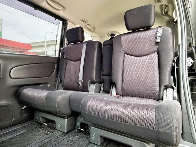 セレナ ハイウェイスター　Ｓ－ハイブリッド　Ｖセレクション　ＦＵ３０１７　アルパイン８インチナビ　ＤＶＤ　　ＢＴ　フルセグ　バックカメラ　ＥＴＣ　Ｗエアコン　ＨＩＤ　ＬＥＤフォグ　両側パワスラ　アルパインフリップダウンモニター　前後ドライブレコーダー（17枚目）