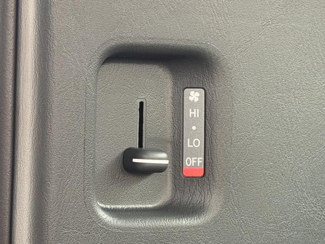 ハイエースバン ロングDX GLパッケージ FU3035 新品ナビ Bluetooth フルセグ バックカメラ ETC LEDヘッドライト オートライト リアヒーター リアクーラー デジタルインナーミラー 車線逸脱防止 衝突軽減ブレーキ(27枚目)