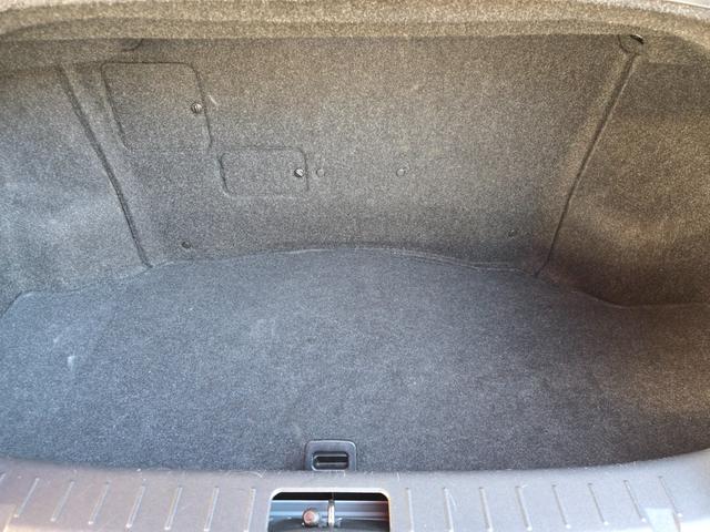 フーガハイブリッド ＶＩＰパッケージ　ＦＵ３０３６　純正ＨＤＤナビ　ＣＤ　ＤＶＤ　ＭＳＶ　地デジフルセグ　Ｂｌｕｅｔｏｏｔｈ　ハンズフリー　バックカメラ　サイドカメラ　ビルトインＥＴＣ　革巻ハンドル　ステアリングスイッチ　クルコン（9枚目）