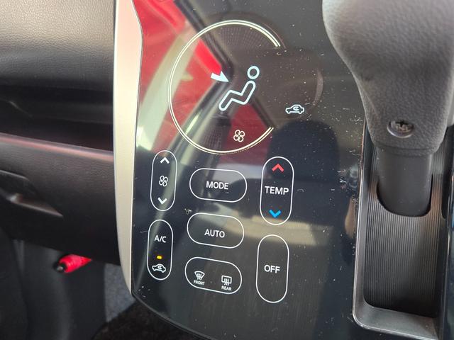 デイズ ハイウェイスターＸ　Ｖセレクション＋セーフティＩＩ　ＦＵ３１３３　純正メモリーナビ　ＣＤ　ＳＤ　地デジフルセグ　ハンズフリー　バックカメラ　革巻ハンドル　ＨＩＤヘッドライト　フォグランプ　ウィンカー付電動格納ドアミラー　アイドリングストップ　横滑り防止（21枚目）