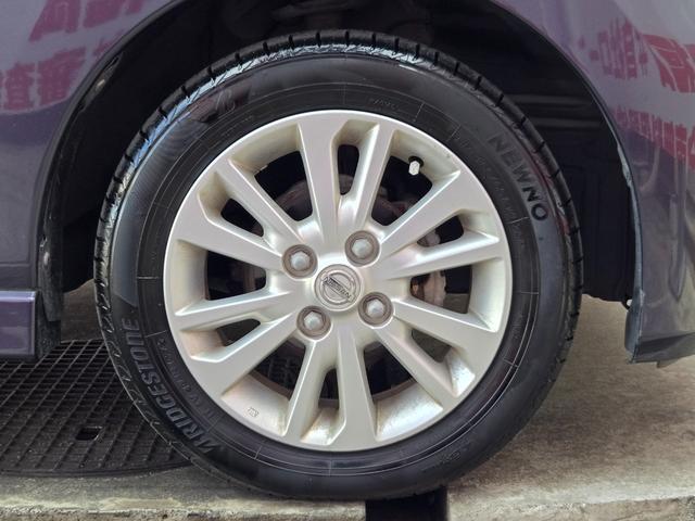 デイズ ハイウェイスターＸ　Ｖセレクション＋セーフティＩＩ　ＦＵ３１３３　純正メモリーナビ　ＣＤ　ＳＤ　地デジフルセグ　ハンズフリー　バックカメラ　革巻ハンドル　ＨＩＤヘッドライト　フォグランプ　ウィンカー付電動格納ドアミラー　アイドリングストップ　横滑り防止（26枚目）