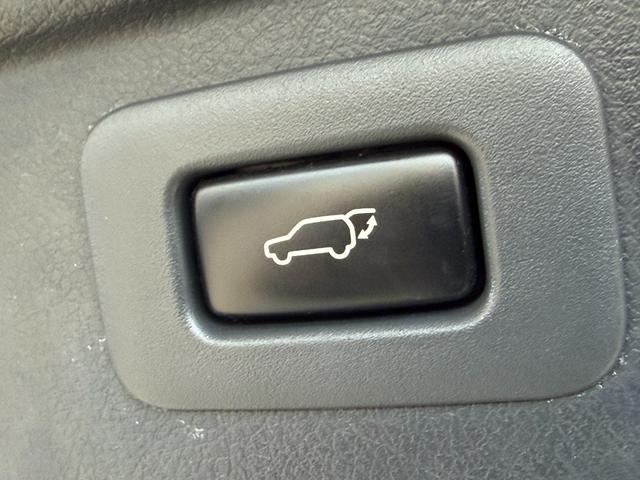 ヴェルファイア 3.5Z Gエディション FU3124 両側パワースライドドア パワーバックドア シートメモリー エグゼクティブパワーシート オットマン ツインムーンルーフ クルコン クリアランスソナー フロントリアTRDエアロ 純正18AW(25枚目)