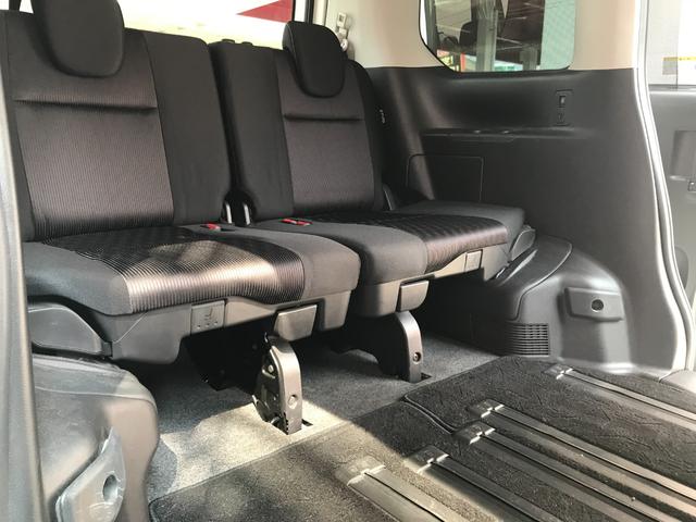 セレナ ハイウェイスター　ＦＵ１７３３　純正ＳＤナビ　地デジフルセグＴＶ　ＣＤ　ＤＶＤ　Ｂｌｕｅｔｏｏｔｈ　バックカメラ　アラウンドビューモニター　ステアリングスイッチ　クルーズコントロール　オートパイロット（22枚目）