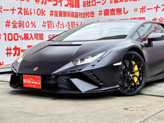 ウラカン 　ＦＵ０９０２　アドペルソナムカラー　マッドブラック　Ｎａｒｖｉ２０インチ鍛造軽量ホイール　イエローカーボンブレーキキャリパー　リアボンネット／ビジブルカーボン　スタイルパック／ハイグロスブラック（5枚目）