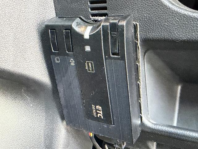 タント カスタムＸ　トップエディションＳＡ　ＦＵ３１９７　ケンウッドメモリーナビ　ＤＶＤ　ＳＤ　ワンセグ　バックカメラ　ＥＴＣ　ＬＥＤヘッド　パワースライドドア　ハーフレザーシート　フロントグリルイルミネーション　スマートアシスト（15枚目）