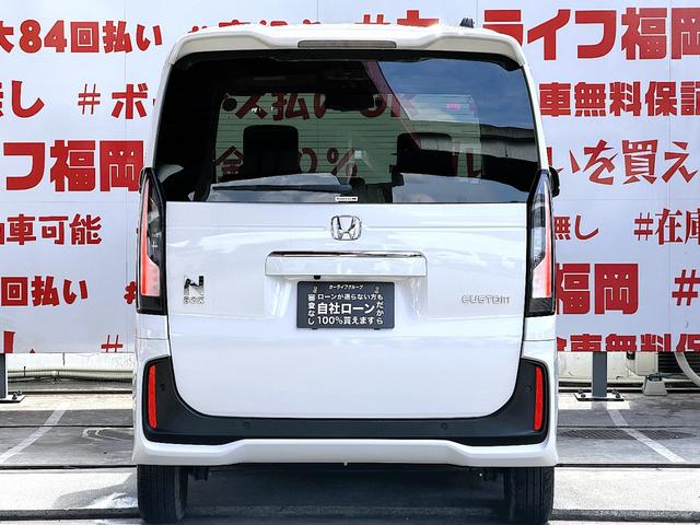 Ｎ－ＢＯＸカスタム ベースグレード　ＦＵ３１９３　純正８インチナビ　Ｂｌｕｅｔｏｏｔｈ　ＵＳＢ　フルセグ　バックカメラ　ビルトインＥＴＣ　ウインカー付ドアミラー　ＬＥＤヘット　ＬＥＤフォグ　両側パワスラ　シートヒーター　ホンダセンシング（10枚目）