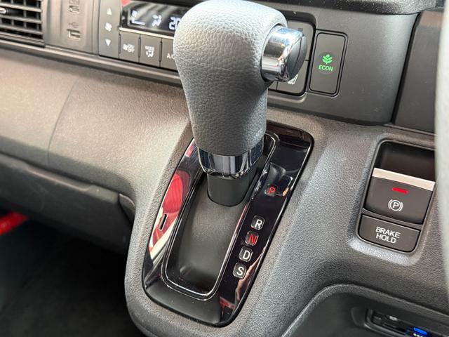 Ｎ－ＢＯＸカスタム ベースグレード　ＦＵ３１９３　純正８インチナビ　Ｂｌｕｅｔｏｏｔｈ　ＵＳＢ　フルセグ　バックカメラ　ビルトインＥＴＣ　ウインカー付ドアミラー　ＬＥＤヘット　ＬＥＤフォグ　両側パワスラ　シートヒーター　ホンダセンシング（39枚目）