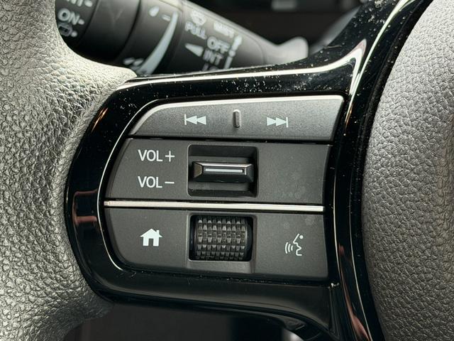 Ｎ－ＢＯＸカスタム ベースグレード　ＦＵ３１９３　純正８インチナビ　Ｂｌｕｅｔｏｏｔｈ　ＵＳＢ　フルセグ　バックカメラ　ビルトインＥＴＣ　ウインカー付ドアミラー　ＬＥＤヘット　ＬＥＤフォグ　両側パワスラ　シートヒーター　ホンダセンシング（41枚目）