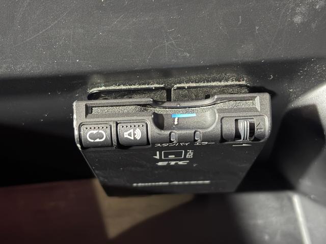 Ｎ－ＢＯＸ Ｇ・ターボパッケージ　ＦＵ３２００　ターボ　イクリプスメモリーナビ　ＣＤ　ＤＶＤ　ＳＤ　ワンセグ　ハンズフリー　バックカメラ　ＥＴＣ　革巻きハンドル　クルーズコントロール　パドルシフト　　ＨＩＤヘッドライト　フォグランプ（26枚目）