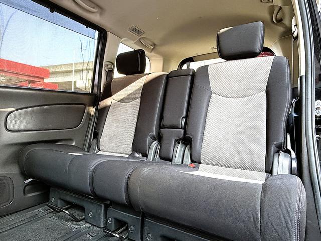 セレナ ライダー　ＦＵ３２１７　Ｂｌｕｅｔｏｏｔｈ　フルセグ　バックカメラ　ＥＴＣ　　ＨＩＤヘッド　フォグ　オートライト　両側パワスラ　リアサイドシェード　ウォークスルー　クルーズコントロール　フリップダウンモニター（14枚目）