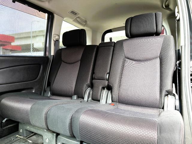 セレナ ハイウェイスター　Ｖセレクション　ＦＵ３２２７　アルパイン８インチナビ　バックカメラ　ＥＴＣ　Ｗオートエアコン　フォグランプ　オートライト　両側パワースライドドアー　サイドシェード　アルパインフリップダウンモニター　純正１６インチＡＷ（17枚目）