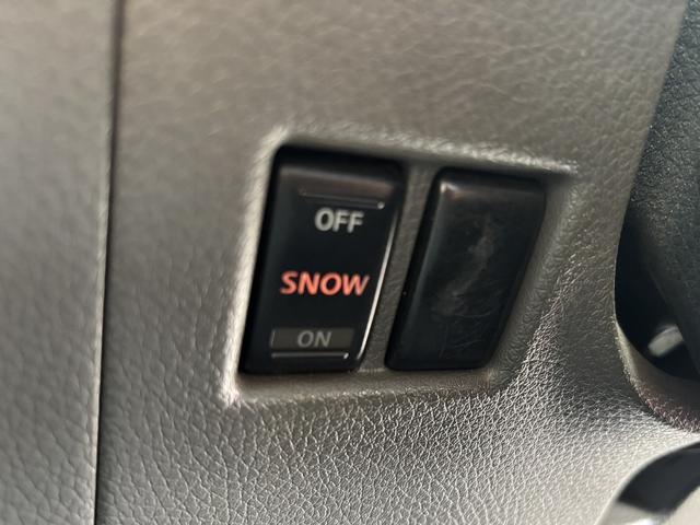 NV350キャラバンバン ロングライダーブラックラインプレミアムGX FU3208 純正SDナビ 地デジフルセグ CD DVD SD Bluetooth ハンズフリー バックカメラ ETC車載器 オートライト HIDヘッドライト 2色切り替え可能LEDフォグライト(30枚目)