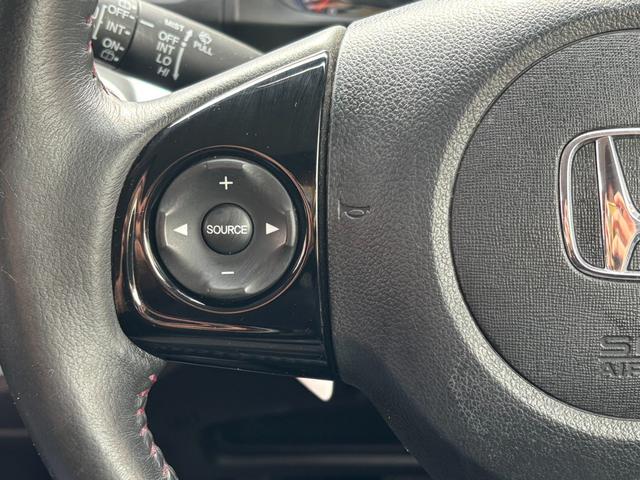 Ｎ－ＷＧＮカスタム Ｇ　ＦＵ３２８４　純正ＳＤナビ　ＣＤ　ＤＶＤ　地デジ１セグ　バックカメラ　革巻ハンドル　ステアリングスイッチ　オートライト　ＨＩＤヘッドライト　フォグランプ　ウィンカー付電動格納ドアミラー　横滑り防止装置（25枚目）