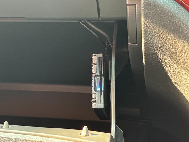 ヴェルファイア ３．５Ｚ　ＦＵ３３００　ストラーダＳＤナビ　地デジフルセグＴＶ　ＣＤ　ＤＶＤ　Ｂｌｕｅｔｏｏｔｈ　バックカメラ　オートライト　ＨＩＤヘッドライト　ＨＩＤフォグライト　オートエアコン　Ｗエアコン　ＥＴＣ車載器（29枚目）