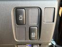 カスタムＸ　３２１８　４ＷＤ　クラリオンＳＤナビ　ＤＶＤ　ＳＤ　Ｂｌｕｅｔｏｏｔｈ　バックカメラ　ＥＴＣ　フルセグ　ドアバイザー　オートエアコン　スマートキー　ＨＩＤライト　フォグランプ　左側パワースライドドア（25枚目）