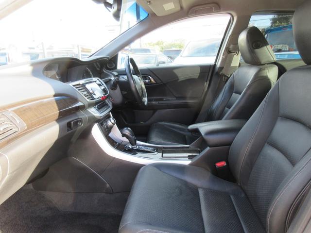 アコードハイブリッド ＥＸ　ワンオーナー　純正ナビ　地デジ　バックカメラ　Ｂｌｕｅｔｏｏｔｈ　黒革パワーシート　シートヒーター　アダプティブクルコン　無限（エアロ・グリルガーニッシュ・フロアマット・ミラー）ＬＥＤ　１年保証（36枚目）