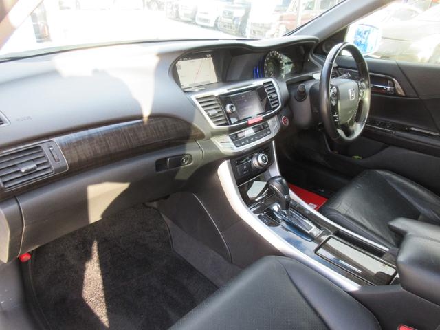 アコードハイブリッド ＥＸ　ワンオーナー　純正ナビ　地デジ　バックカメラ　Ｂｌｕｅｔｏｏｔｈ　黒革パワーシート　シートヒーター　アダプティブクルコン　無限（エアロ・グリルガーニッシュ・フロアマット・ミラー）ＬＥＤ　１年保証（37枚目）