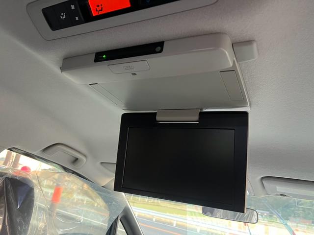 ヴォクシー ＺＳ　両側電動スライドドア　ビックナビ地デジＴＶ　バックカメラ　Ｂｌｕｅｔｏｏｔｈ　後席モニター　ＥＴＣ　スマートキー　プッシュスターター　ＬＥＤヘッドライト　フロントワイパーデアイサー（9枚目）