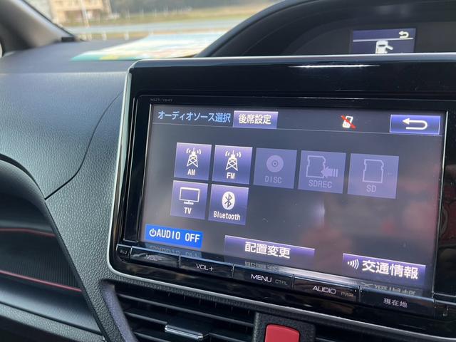 ヴォクシー ＺＳ　両側電動スライドドア　ビックナビ地デジＴＶ　バックカメラ　Ｂｌｕｅｔｏｏｔｈ　後席モニター　ＥＴＣ　スマートキー　プッシュスターター　ＬＥＤヘッドライト　フロントワイパーデアイサー（11枚目）