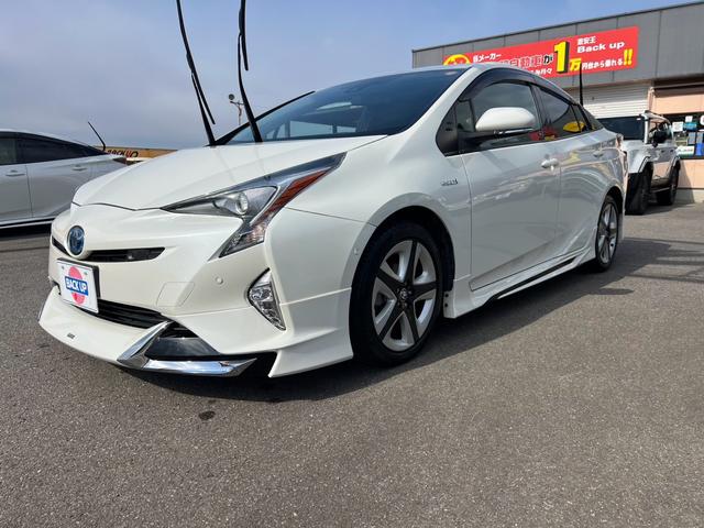 プリウス Ａツーリングセレクション　モデリスタエアロ　ＬＥＤライト　９インチナビ地デジ　Ｂカメラ　Ｂｌｕｅｔｏｏｔｈ　ＥＴＣ　スマートキー　レザーシート　シートヒーター　衝突軽減ブレーキ　レーンディパーチャー　オートマチックハイビーム（20枚目）