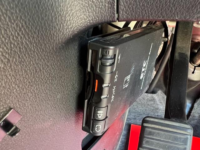 Ｎ－ＢＯＸカスタム Ｇ・Ｌパッケージ　ワンオーナー　あんしんパッケージ　ドライブレコーダー　ディスプレイオーディオ　Ｂｌｕｅｔｏｏｔｈ　スマートキー　ＥＴＣ　レザーステアリング　ＨＩＤヘッドライト　車検２年付（9枚目）