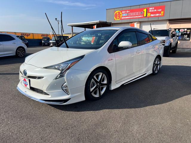 プリウス Ｓセーフティプラス　車検２年付　エアロパーツ　ツーリング１７インチＡＷ　タイヤ新品　９インチナビ地デジＴＶ　バックカメラ　Ｂｌｕｅｔｏｏｔｈ　スマートキー　ＥＴＣ　レーダークルーズコントロール　トヨタセーフティーセンス（23枚目）