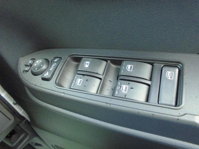 タント カスタムＸ（28枚目）