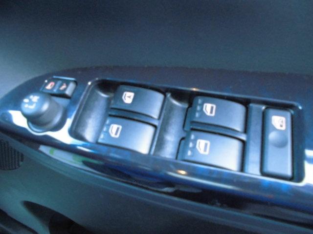 タント カスタムＸ　トップエディションＶＳ　ＳＡＩＩＩ（28枚目）