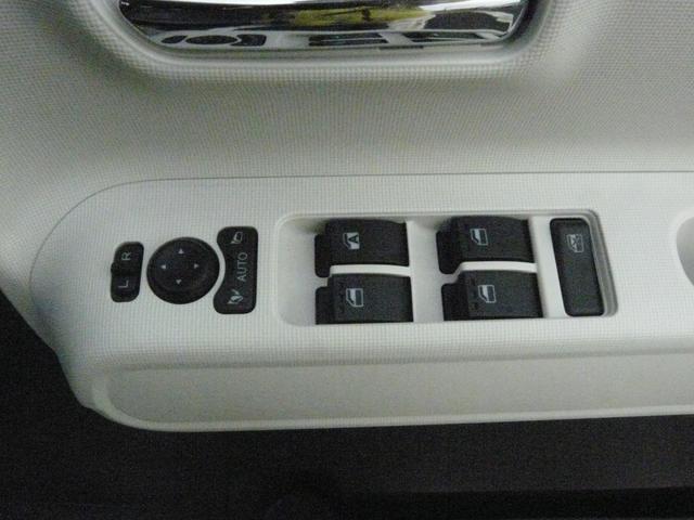 ムーヴキャンバス ストライプスG スモークガラス 両側パワースライドドア キーフリーシステム 走行距離3km(12枚目)