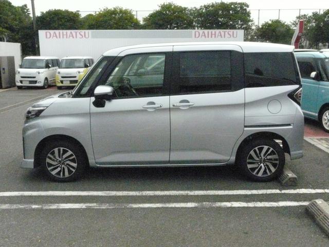 トール カスタムＧ　スモークガラス　キーフリーシステム　アルミホイール　走行距離６．６３１ｋｍ（11枚目）