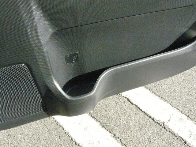 タフト Ｇ　クロムベンチャー　キーフリーシステム　スモークガラス　セキュリティアラーム　アルミホイール　走行距離１７９ｋｍ（14枚目）