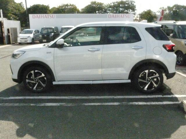 ロッキー プレミアムＧ　ＨＥＶ　アルミホイール　キーフリーシステム　スモークガラス　走行距離１０ｋｍ（11枚目）