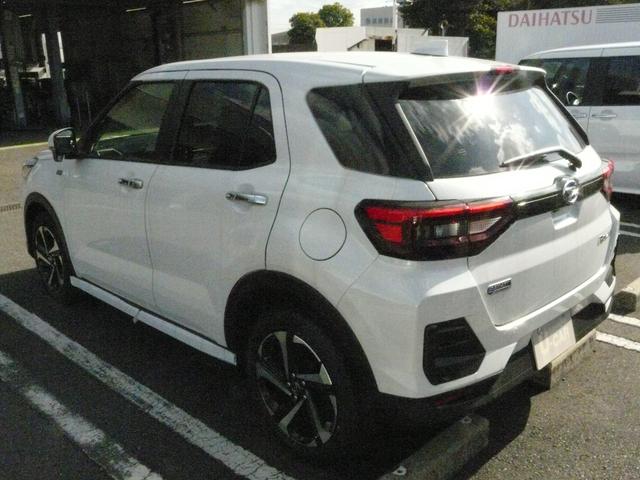 ロッキー プレミアムＧ　ＨＥＶ　アルミホイール　キーフリーシステム　スモークガラス　走行距離１０ｋｍ（12枚目）