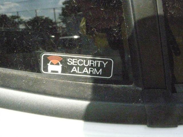 ロッキー プレミアムＧ　ＨＥＶ　アルミホイール　キーフリーシステム　スモークガラス　走行距離１０ｋｍ（31枚目）