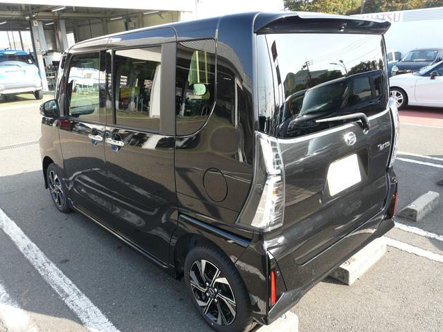 タント カスタムＸ　アルミホイール　セキュリティアラーム　スモークガラス　キーフリーシステム　走行距離４ｋｍ（12枚目）