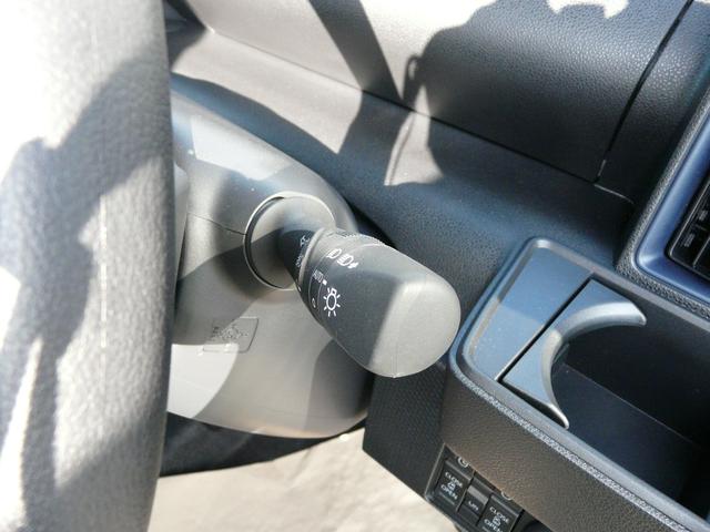 タント カスタムＸ　アルミホイール　セキュリティアラーム　スモークガラス　キーフリーシステム　走行距離４ｋｍ（18枚目）