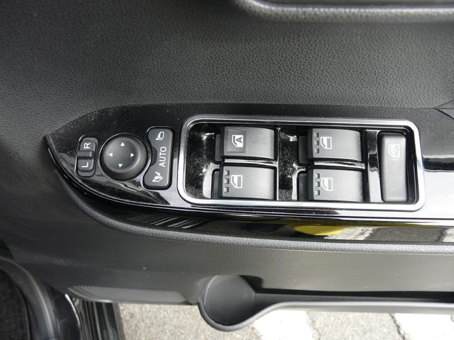 タント カスタムＲＳ　アルミホイール　セキュリティアラーム　スモークガラス　キーフリーシステム　走行距離８１．２５０ｋｍ（13枚目）