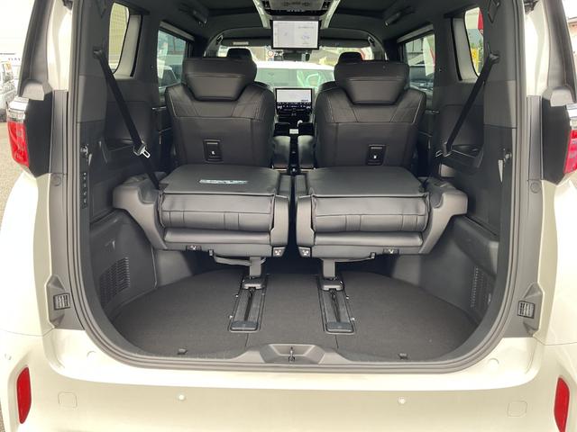 アルファードハイブリッド エグゼクティブラウンジ ハイブリッド 2.5 エグゼクティブラウンジ プラチナホワイトパール(9枚目)