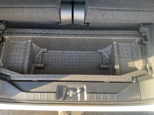 タント カスタムＲＳ　衝突回避支援機能　キーフリー　両側パワースライドドア　ターボエンジン（14枚目）