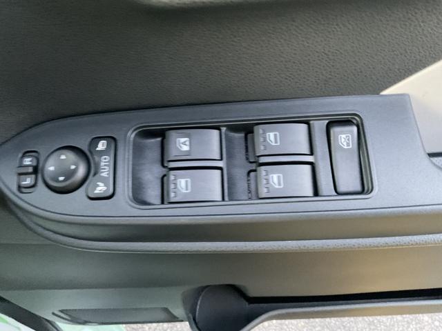 タント X 衝突回避支援機能 キーフリー 左側パワースライド(28枚目)