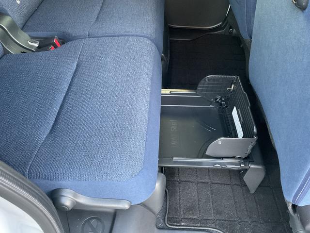 ムーヴキャンバス セオリーG 衝突回避支援機能 キーフリー 両側パワースライドドア(17枚目)