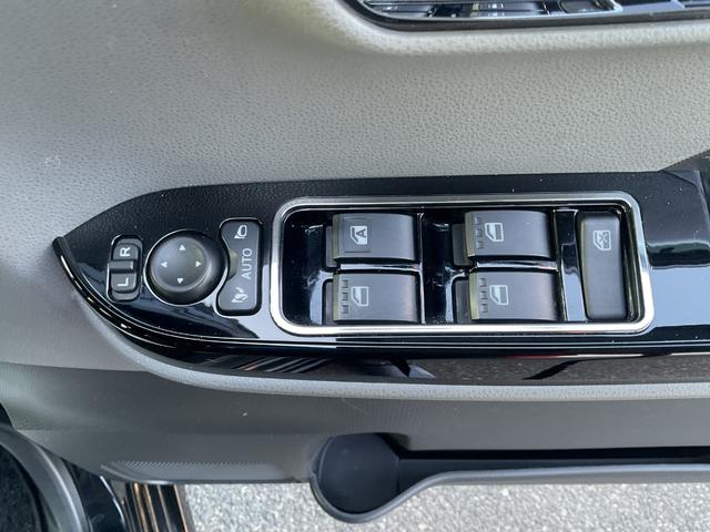 タント カスタムＲＳ　カスタムＲＳ　両側パワースライドドア　キーフリー　衝突回避支援機能（29枚目）