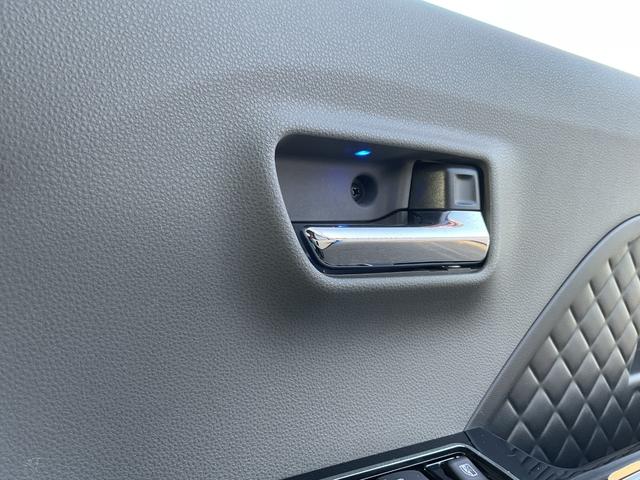 タント カスタムＲＳ　カスタムＲＳ　両側パワースライドドア　キーフリー　衝突回避支援機能（30枚目）